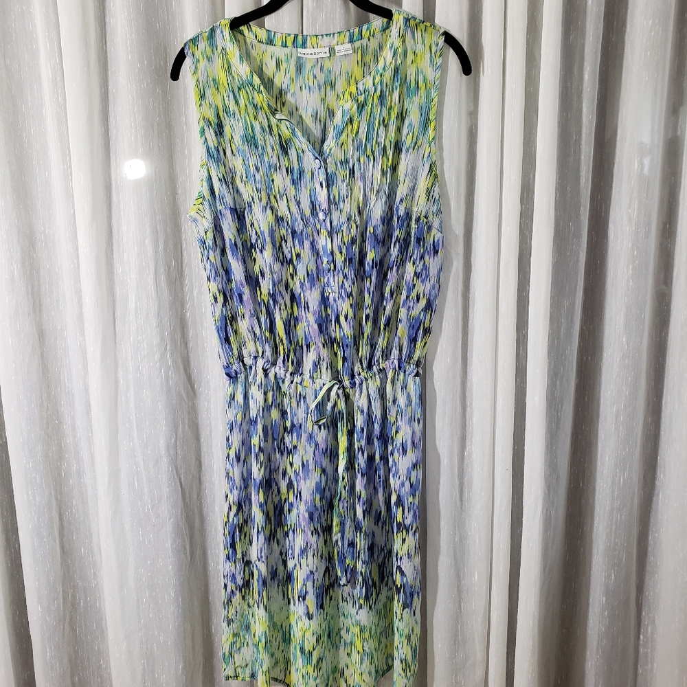 Liz Claiborne size L waterfall design dress